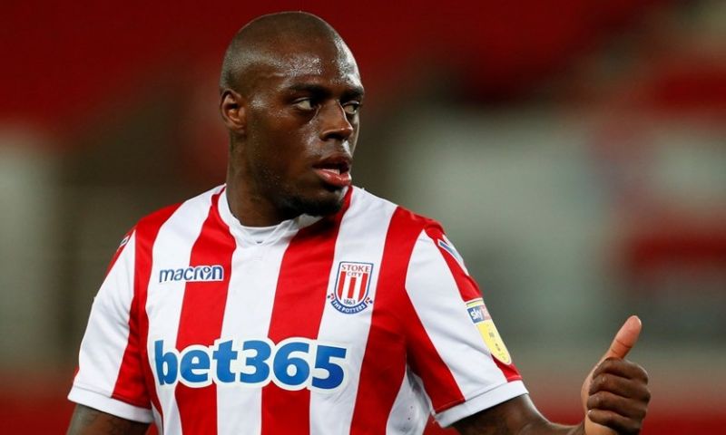 Martins Indi doet boekje open over racisme: Afbeelding: Martins Indi doet boekje open over racisme: