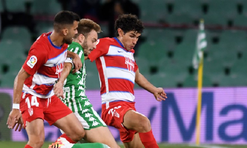 Knotsgekke slotfase in Sevilla: drie goals in vijf minuten tijd Afbeelding: Knotsgekke slotfase in Sevilla: drie goals in vijf minuten tijd