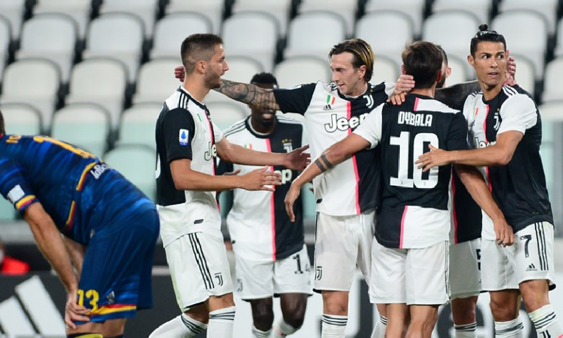 Scorende De Ligt draagt bij aan ruime overwinning van Juventus Afbeelding: Scorende De Ligt draagt bij aan ruime overwinning van Juventus