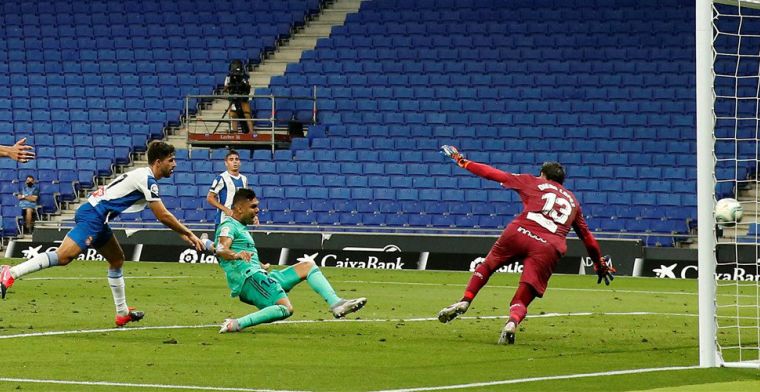 Courtois en Hazard bekronen uitgerekend in Barcelona feestweekend Real Madrid