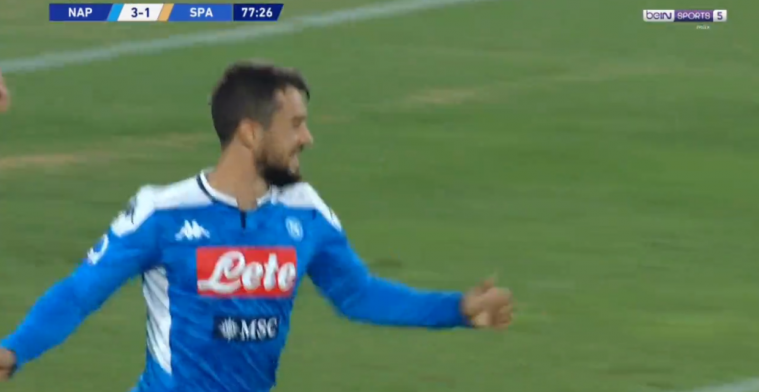 Younes maakt eerste goal van het seizoen voor Napoli, met het hoofd