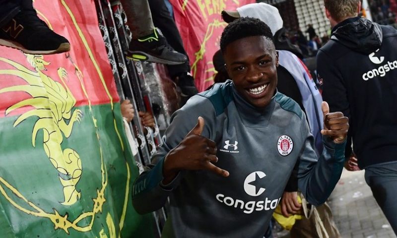 Transfernieuws bij Feyenoord: Conteh speelt volgend seizoen in de Kuip Afbeelding: Transfernieuws bij Feyenoord: Conteh speelt volgend seizoen in de Kuip