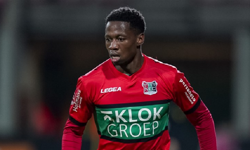 Geruchten rond Okita: 'Hij moet 100% voor NEC willen spelen' Afbeelding: Geruchten rond Okita: 'Hij moet 100% voor NEC willen spelen'
