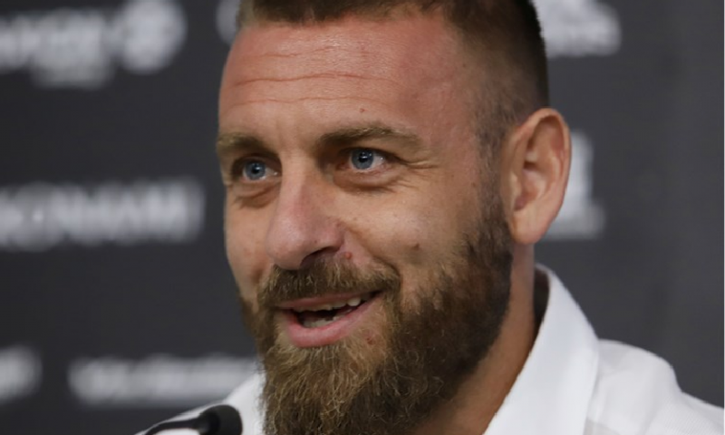 'Fiorentina verrast alles en iedereen en haalt De Rossi binnen' Afbeelding: 'Fiorentina verrast alles en iedereen en haalt De Rossi binnen'