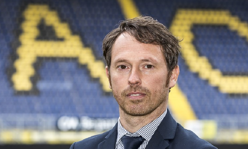 OFFICIEEL: Van Den Abbeele moet koffers pakken bij NAC Breda Afbeelding: OFFICIEEL: Van Den Abbeele moet koffers pakken bij NAC Breda