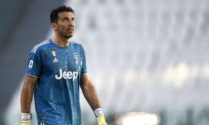 Buffon ziet groot doel na Serie A-record: 'Champions League zit in mijn hoofd'