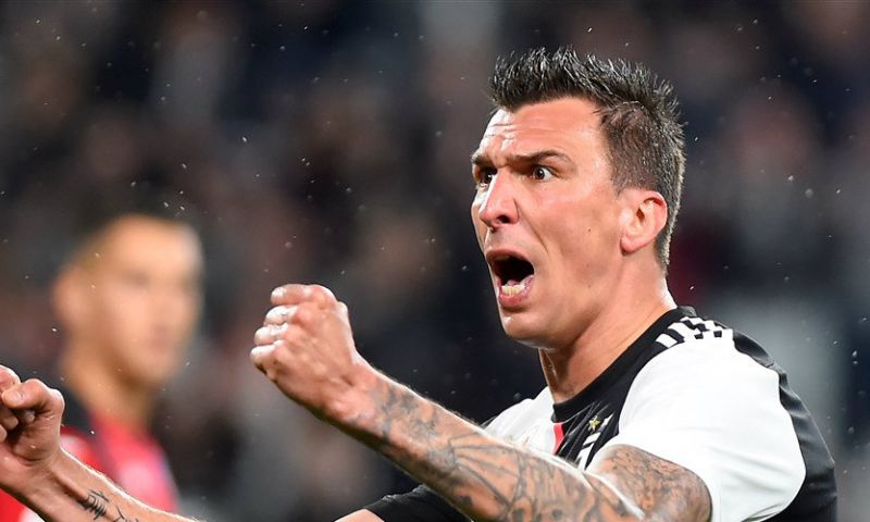Mandzukic (34) dankt Qatari en is half jaar na transfer alweer vrij man Afbeelding: Mandzukic (34) dankt Qatari en is half jaar na transfer alweer vrij man