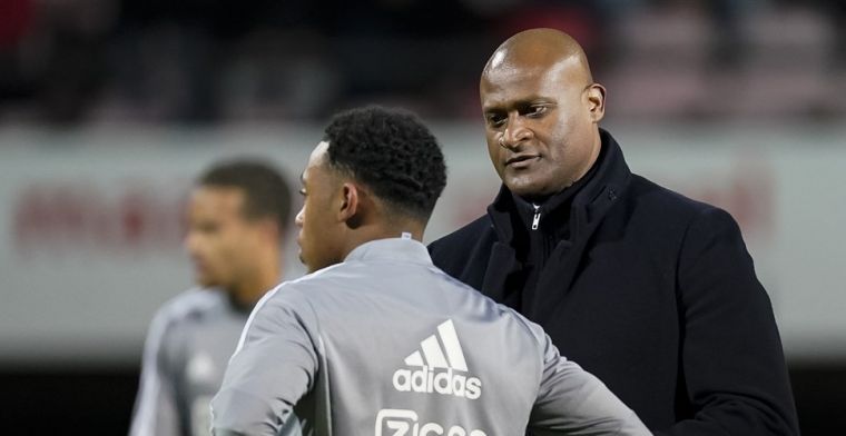 'Ajax beloont promotie van Bogarde met een nieuw langdurig contract'