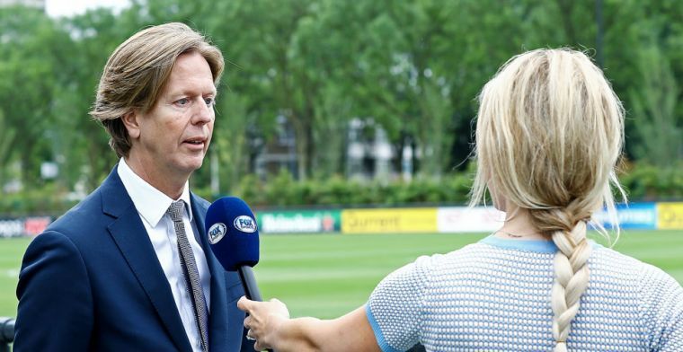 De Jong doet oproep aan ouderen: 'Volg eerst wedstrijden via de televisie'