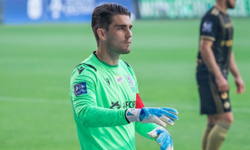 Strafschoppenserie eindigt in drama voor Van der Hart: keeper haakt geblesseerd af Afbeelding: Strafschoppenserie eindigt in drama voor Van der Hart: keeper haakt geblesseerd af