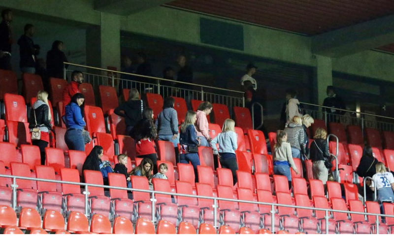 FC Heidenheim breekt coronaregels en krijgt na mislopen promotie ook nog een straf Afbeelding: FC Heidenheim breekt coronaregels en krijgt na mislopen promotie ook nog een straf