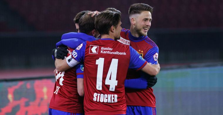 Heerlijke rentree voor Van Wolfswinkel bij Basel: drie punten én een treffer