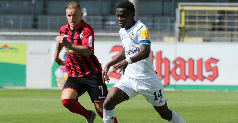 'Onvolwassen' Matondo (Schalke) hard voor zichzelf vanwege foto met Dortmund-shirt