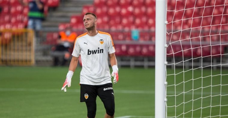 'Tien spelers moeten weg bij Valencia: ook Cillessen krijgt berichtje'