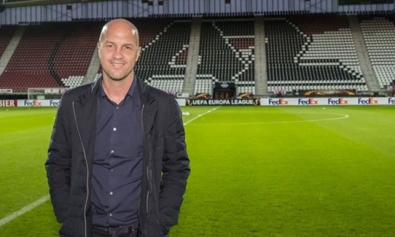 Bekritiseerde Cruijff hakt zelf de knoop door en stapt op bij Ecuador Afbeelding: Bekritiseerde Cruijff hakt zelf de knoop door en stapt op bij Ecuador