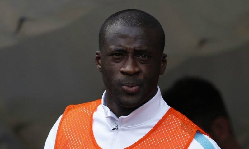 Clubloze Yaya Touré (37) duikt plotseling op bij nummer 17 van de League Two Afbeelding: Clubloze Yaya Touré (37) duikt plotseling op bij nummer 17 van de League Two