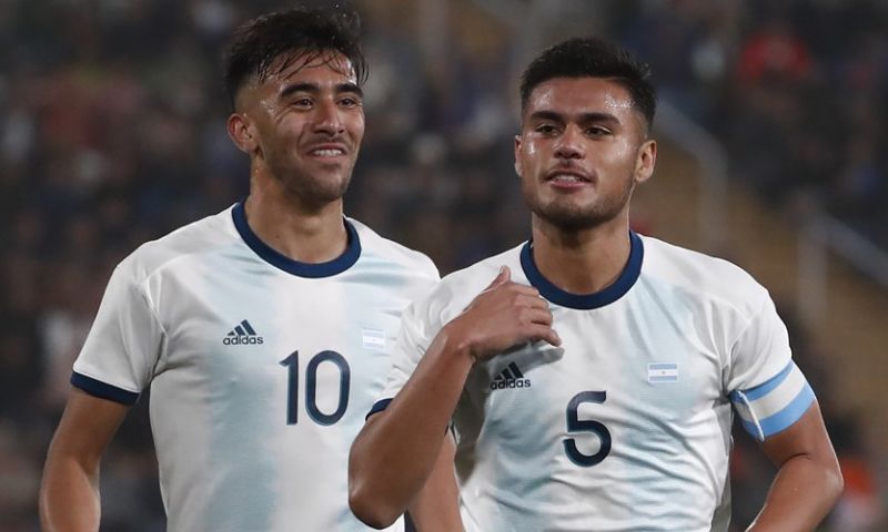 Ajax-target wil naar Europa: 'Een droom om bij zo'n club te spelen' Afbeelding: Ajax-target wil naar Europa: 'Een droom om bij zo'n club te spelen'