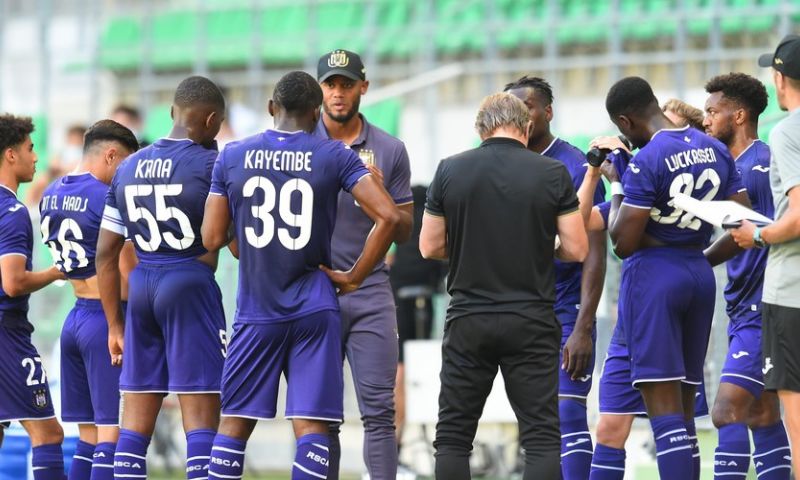 UPDATE: 'Tau gespot bij Anderlecht, transfer in kannen en kruiken' Afbeelding: UPDATE: 'Tau gespot bij Anderlecht, transfer in kannen en kruiken'