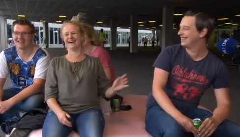 Kraay jr. is op dreef: 'Je vriendin? Oh, is dat niet je vriendin? Je moeder dan'