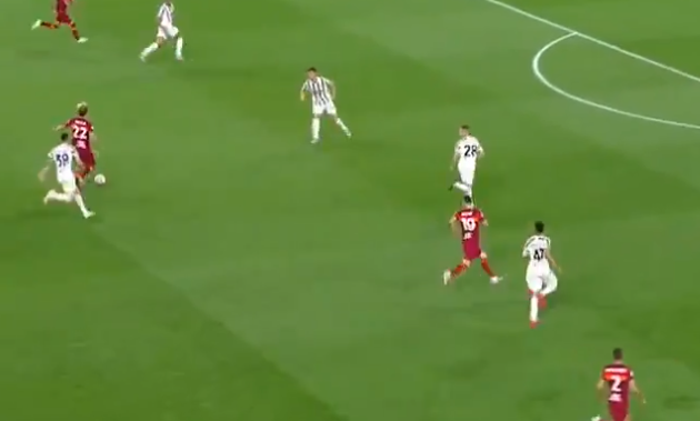 GOAL: Zaniolo loopt Juve-spelers op een hoopje en bedient perfect