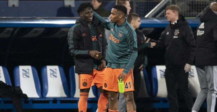 Ten Hag gaat Ajax-talent ook volgend seizoen kans geven: 'Is gezien, ook door mij'