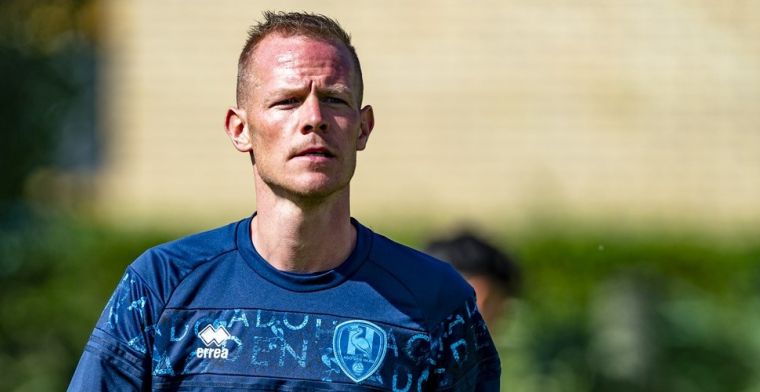 'Fantastisch als Eljero Elia hier komt afsluiten, lekker balletje erachter leggen'