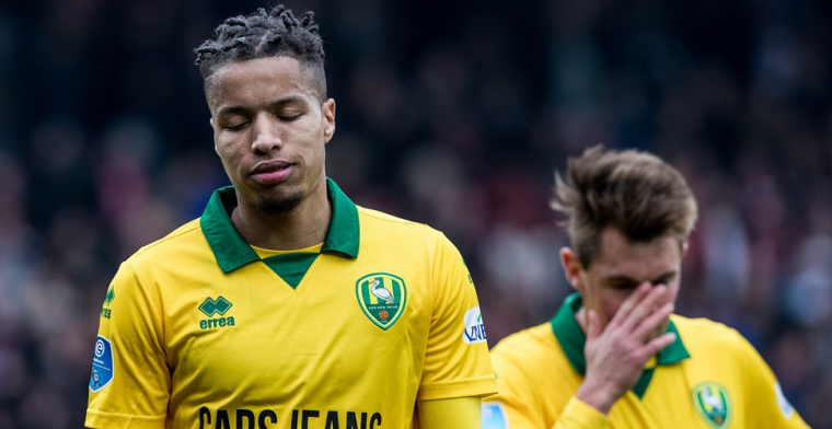 'Ebuehi praat met FC Twente: zevende versterking in aantocht'