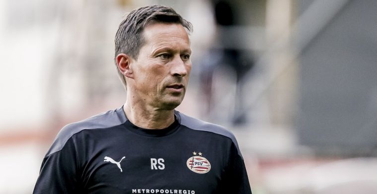 Schmidt lyrisch over 'speciale' PSV-tiener: 'Klaar om zich in elftal te vechten'