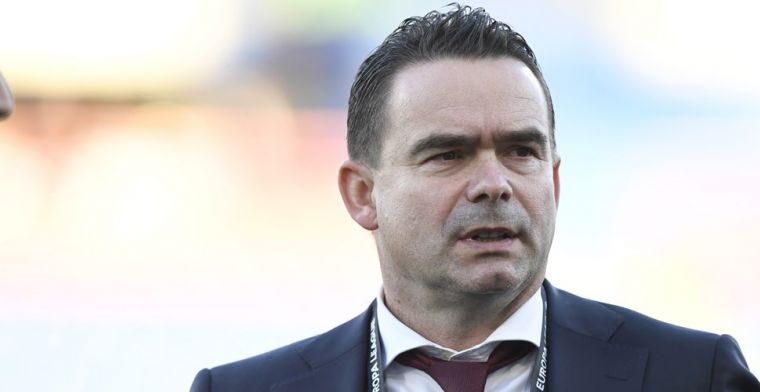 'Het zal Marc Overmars pijn doen, maar het lijkt raadzaam zijn verlies te nemen'