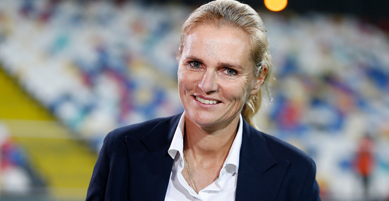 'Volhardende Engelse bond zet zinnen op Oranje-bondscoach Wiegman'