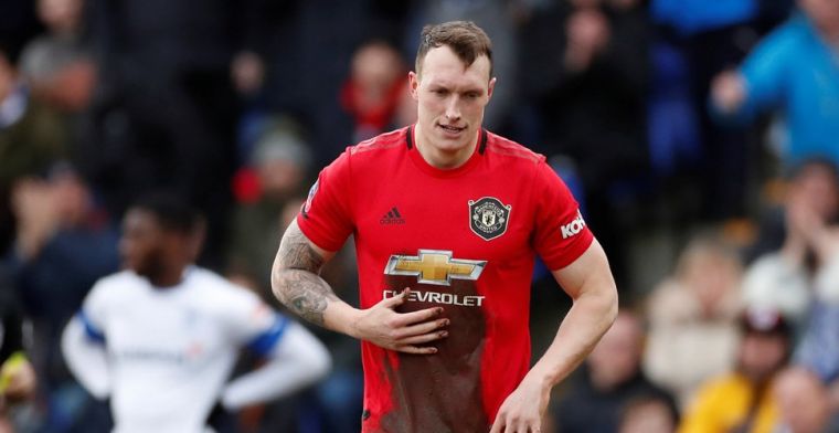 Twitter maakt 'grap' over Man United-verdediger Jones, maar biedt excuses aan