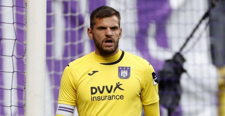'Anderlecht sluit vertrek Van Crombrugge niet uit, maar verlangt flinke som'