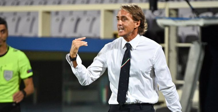 Chiellini op Italië-bank door opvallende fout Mancini: 'Ik had mijn bril niet op'