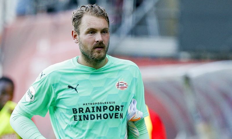 OFFICIEEL: Doelman Zoet verlaat PSV en trekt naar Italië Afbeelding: OFFICIEEL: Doelman Zoet verlaat PSV en trekt naar Italië