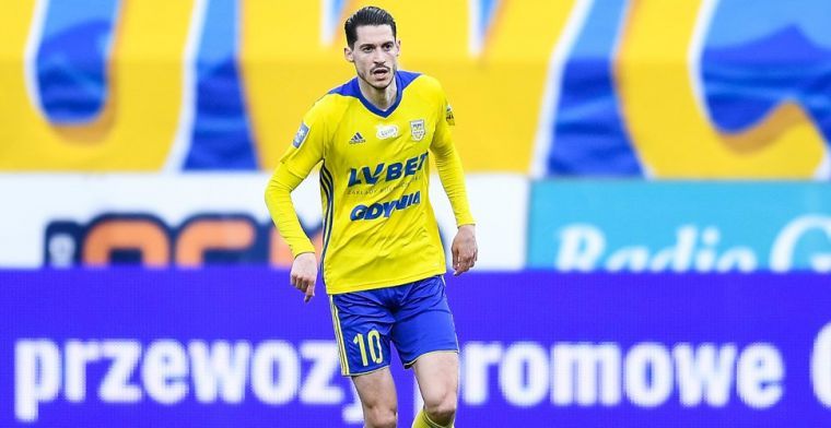 Ik heb m'n contract laten ontbinden en nu ben ik een transfervrije speler