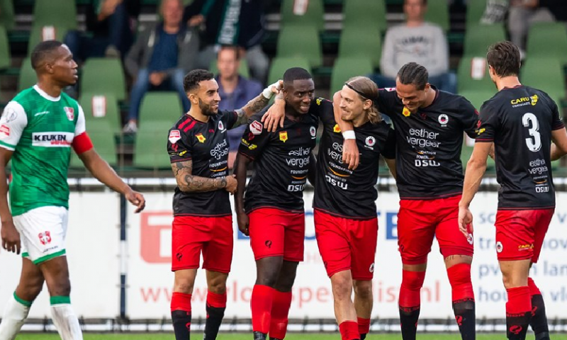 Excelsior werkt aan doelsaldo, FC Volendam gaat pijnlijk onderuit Afbeelding: Excelsior werkt aan doelsaldo, FC Volendam gaat pijnlijk onderuit