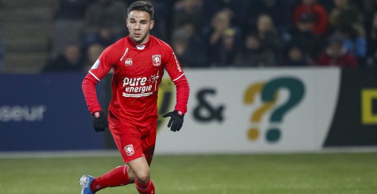 Bij Feyenoord vertrokken Verdonk poseert in shirt van Primeira Liga-sensatie