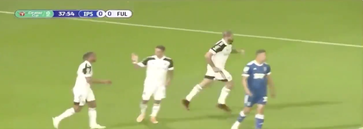 Droomdebuut: Tete laat zich zien bij Fulham met afgemeten assist op Mitrovic
