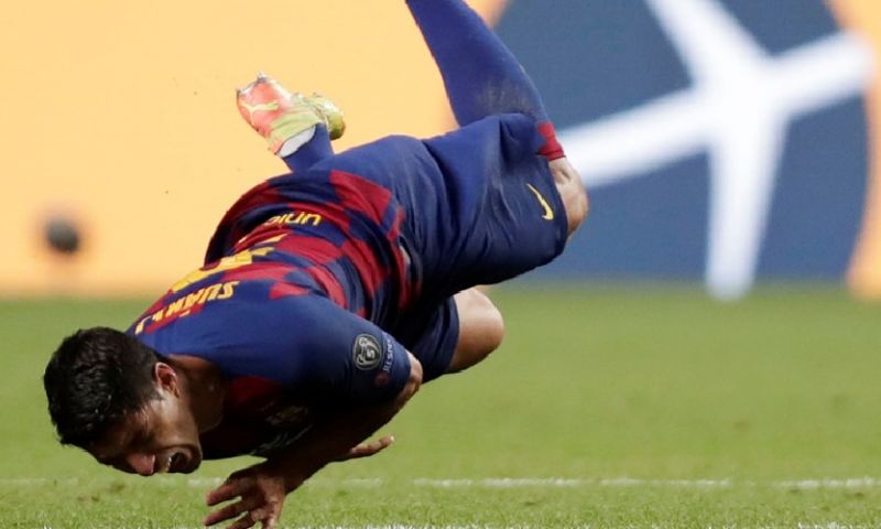 'Suárez, Dzeko én oud-Ajacied Milik zijn onderdeel van transferdriehoek' Afbeelding: 'Suárez, Dzeko én oud-Ajacied Milik zijn onderdeel van transferdriehoek'