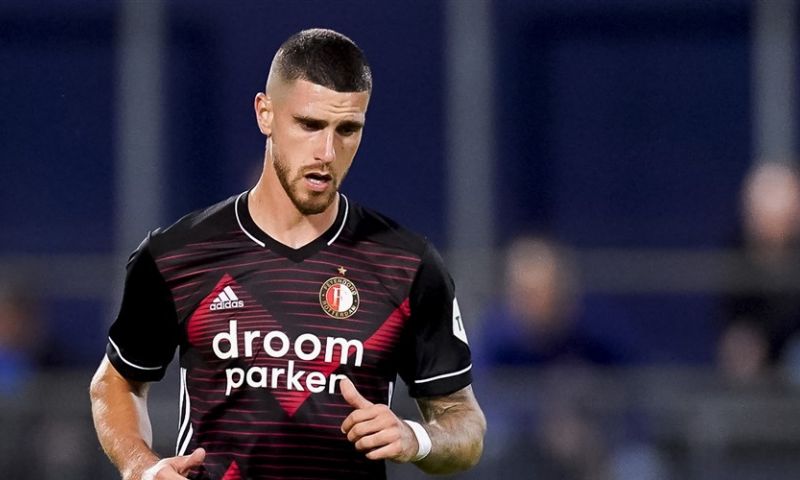 'Napoli schakelt door en verwacht Feyenoord-akkoord voor 20 miljoen euro' Afbeelding: 'Napoli schakelt door en verwacht Feyenoord-akkoord voor 20 miljoen euro'