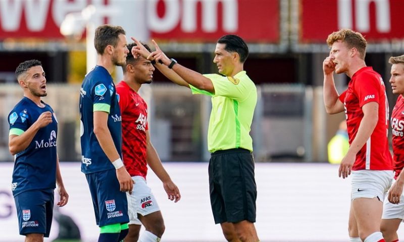 Lam komt een maand niet in actie bij PEC Zwolle door fikse schorsing Afbeelding: Lam komt een maand niet in actie bij PEC Zwolle door fikse schorsing
