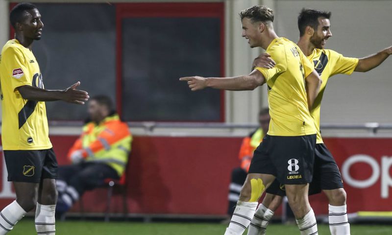 Climax in Van Hooijdonk-soap nadert: Afbeelding: Climax in Van Hooijdonk-soap nadert: