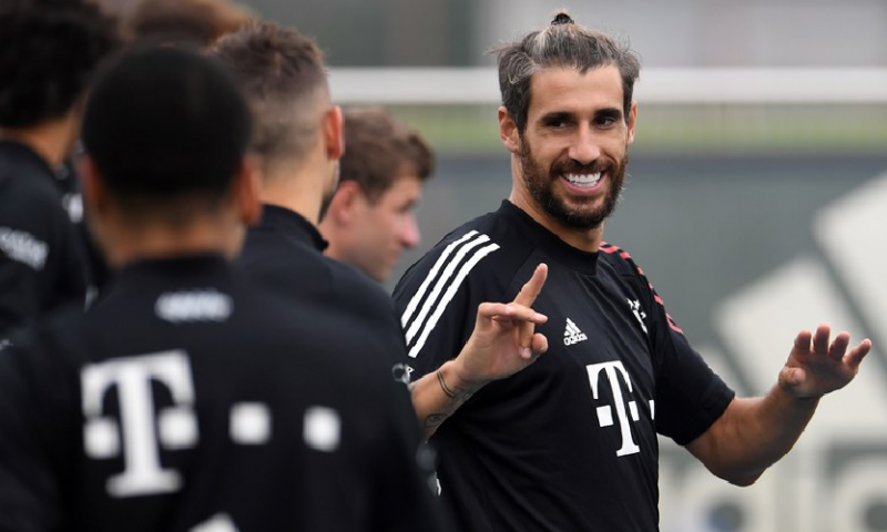 'Bayern München neemt na acht seizoenen afscheid van oudgediende' Afbeelding: 'Bayern München neemt na acht seizoenen afscheid van oudgediende'