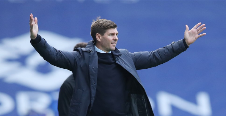 Gerrard is goed voorbereid en spreekt op de persconferentie over Willem ll