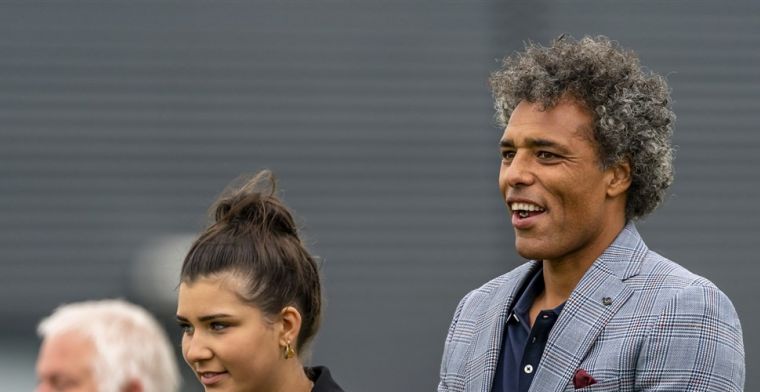 Van Hooijdonk voelt weinig voor 4-3-3: Ajax is van de buitencategorie