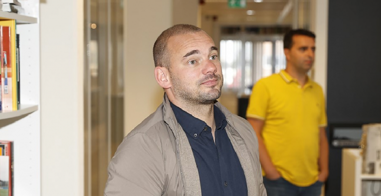 KNVB denkt aan Sneijder: We hebben leuke gesprekken met hem gevoerd