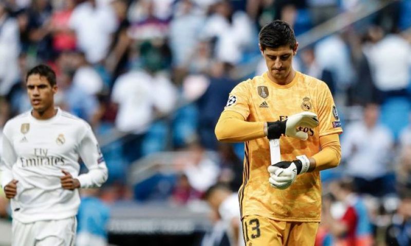 Real Madrid wint met 2-3 op Real Betis mede dankzij Courtois Afbeelding: Real Madrid wint met 2-3 op Real Betis mede dankzij Courtois