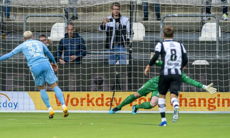 LIVE: PSV maakt niet veel indruk in Almelo en blijft steken op 1-1 (gesloten) Afbeelding: LIVE: PSV maakt niet veel indruk in Almelo en blijft steken op 1-1 (gesloten)