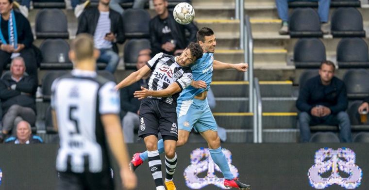 PSV blijft steken op gelijkspel, Ihattaren snel geslachtofferd door Schmidt