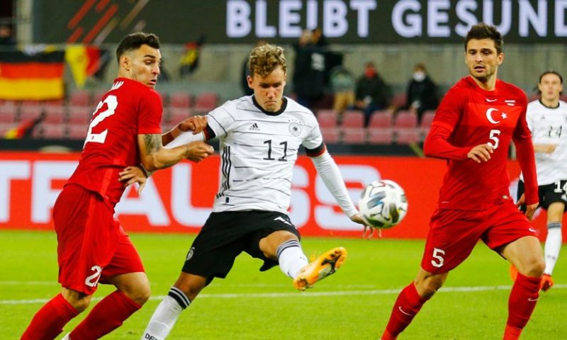 Frankrijk wervelt, Duitsland gelijk tegen Turkije, Spanje ontsnapt tegen Portugal Afbeelding: Frankrijk wervelt, Duitsland gelijk tegen Turkije, Spanje ontsnapt tegen Portugal